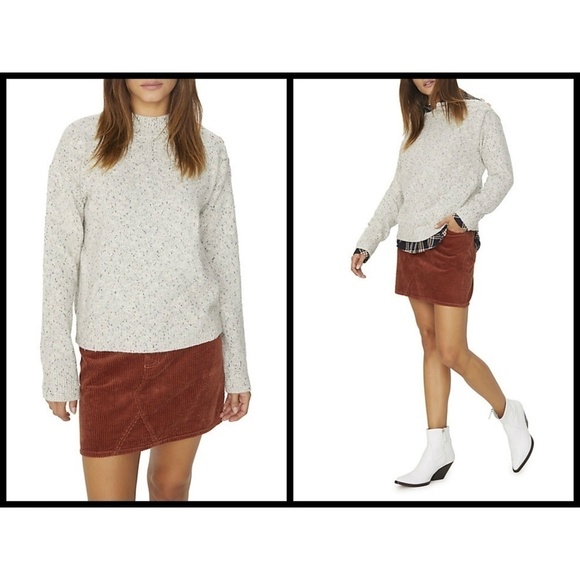 💕SANCTUARY💕 Jasper Buttoned Mock Neck Sweater - Picture 4 of 8